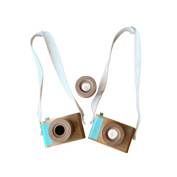 Manhattan Toy Company Wood Cameras Montessori Waldorf - Picture 1 of 6